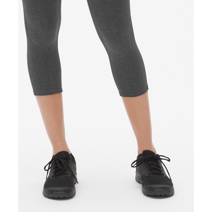 GapFit Womens Legging Capris Sport Compression Charcoal Gray Size XS