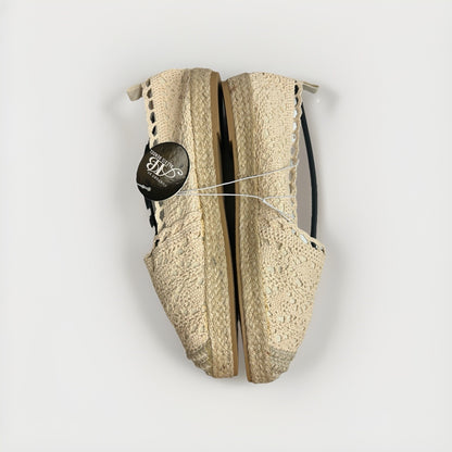 Alexis Bendel Womens Crochet Espadrille Flats Cream Beige Slip-on Size 9