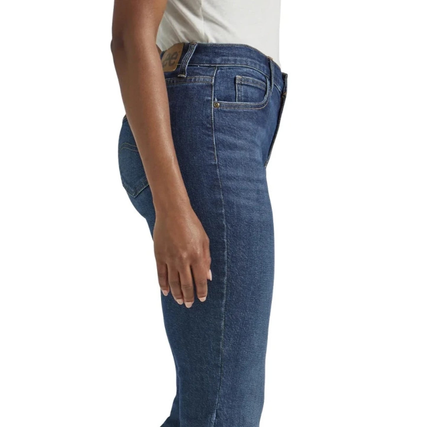 Lee Womens Legendary Flare Jean Full Dark Wash Size 4

Lee® Womens Legendary Flare Jean Full Dark Wash Size4