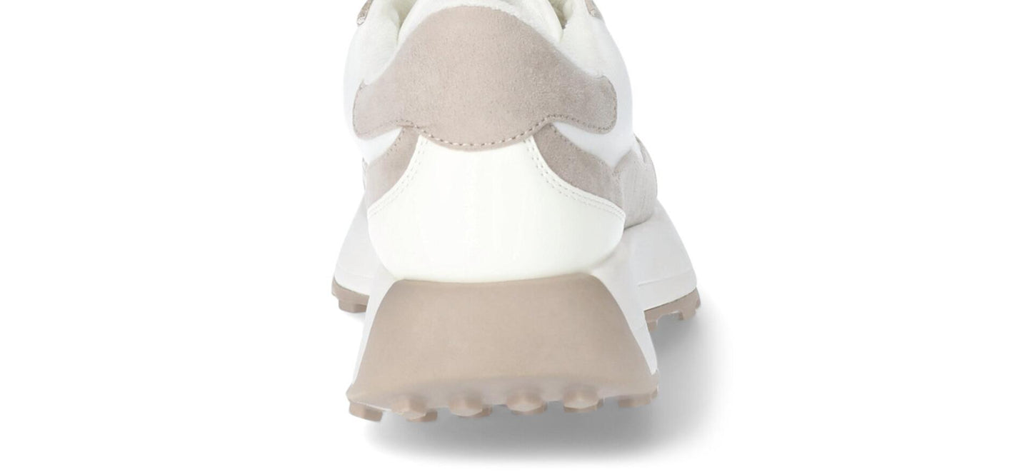 No Boundaries Women s Retro-Inspired Sneakers Cream Size 8