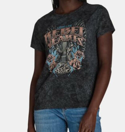 Wound Up Juniors Rebel Hearts Graphic Print T-Shirt Black Size XS