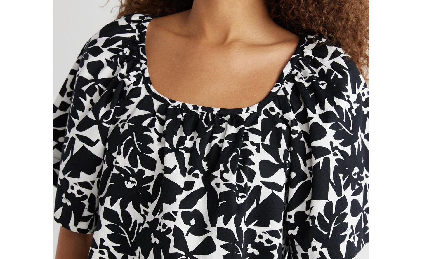 Free Assembly Womens Square Neck Top with Short Sleeves Black Soot Geo Size L