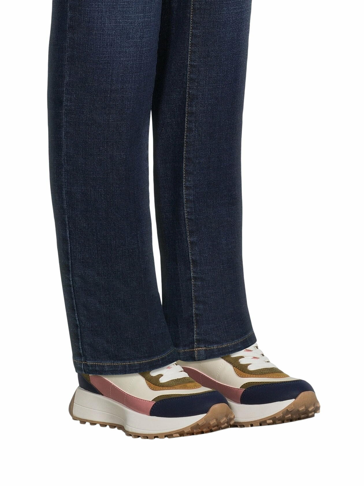 No Boundaries Womens Retro-Inspired Sneakers Multi Size 8