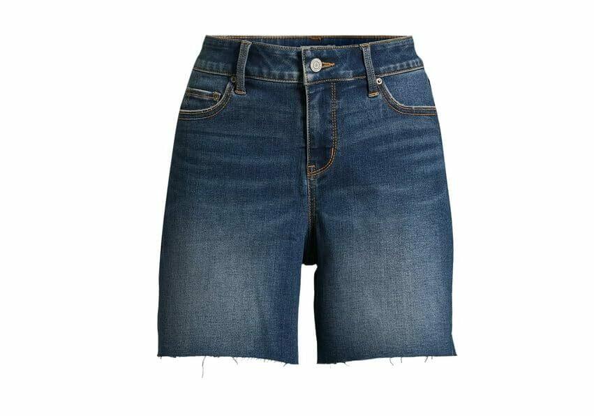 Time and Tru Women's Mid Rise Raw Hem 6" Denim Shorts Medium Wash Size 20