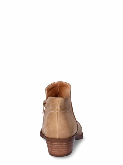 Time and Tru Women's Ankle Boot Camel Size  8
