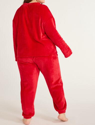 Joyspun Womens and Womens Plus Crew Neck Plush Pajama Set
