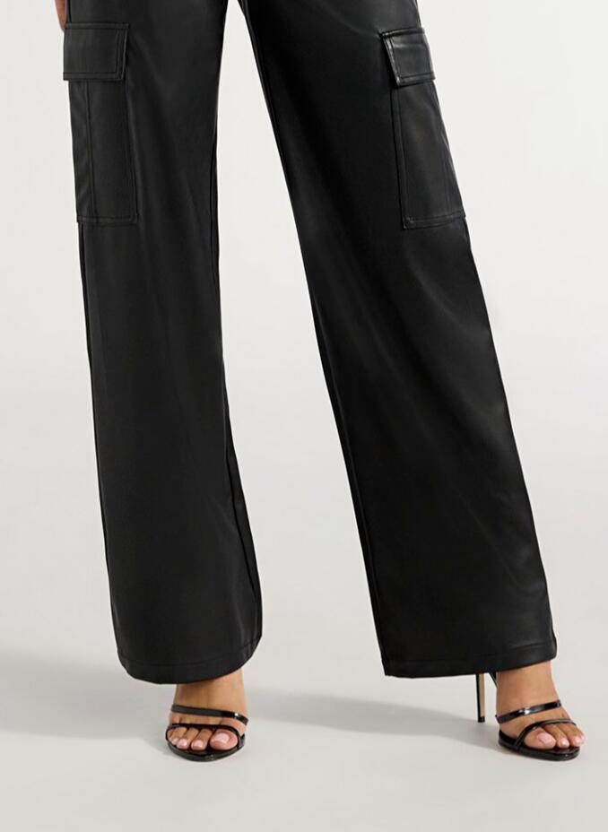 Sofia Jeans Womens Relaxed Straight High Rise Cargo Pant 32.5" Inseam Black Sz 4