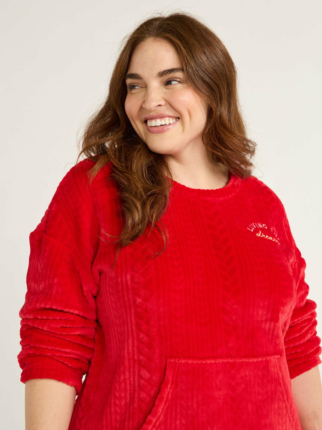 Joyspun Womens and Womens Plus Crew Neck Plush Pajama Set