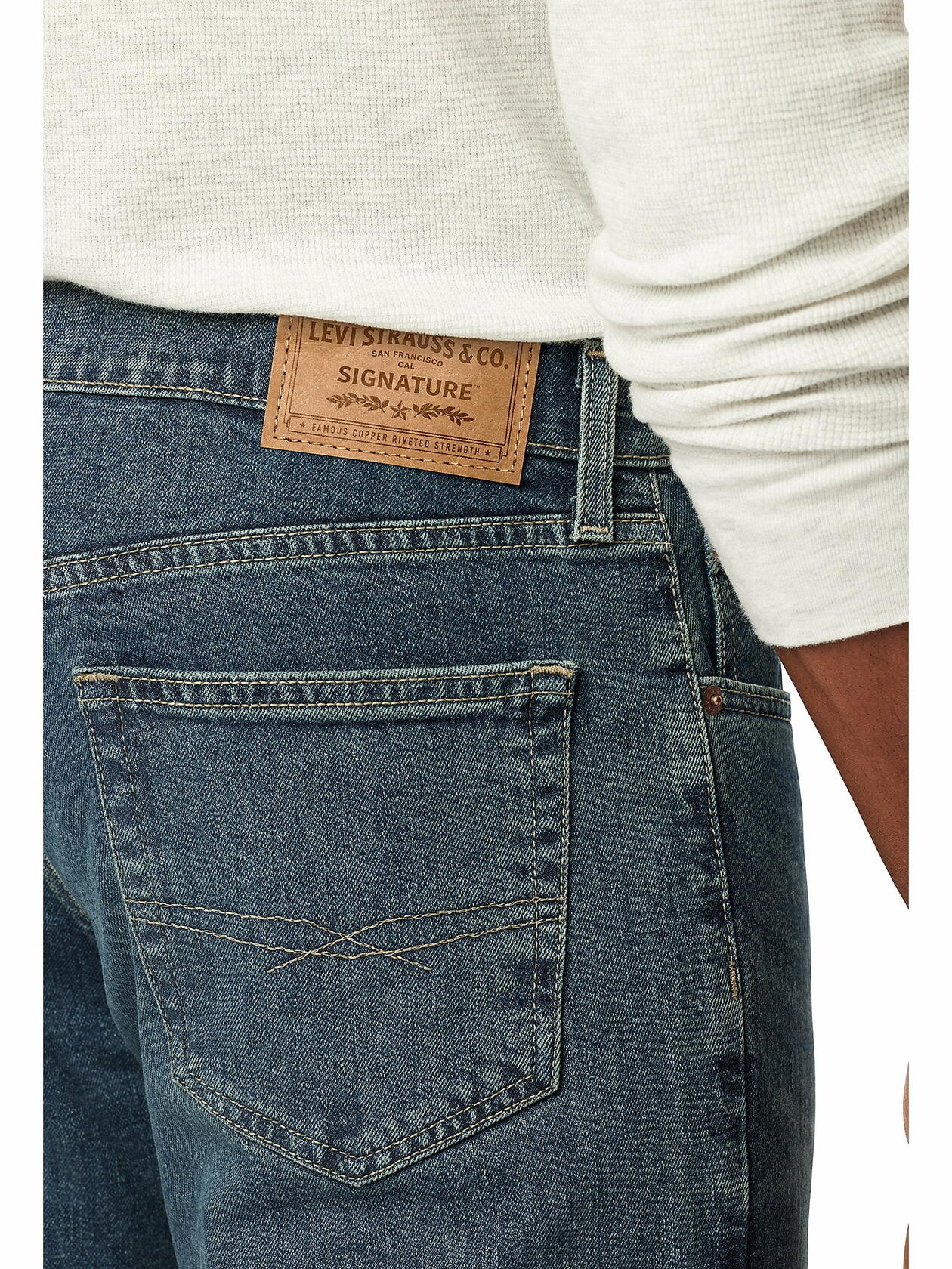 Levi Strauss Signature Mens Relaxed Fit Jeans Mojave White Pine Size 42x30