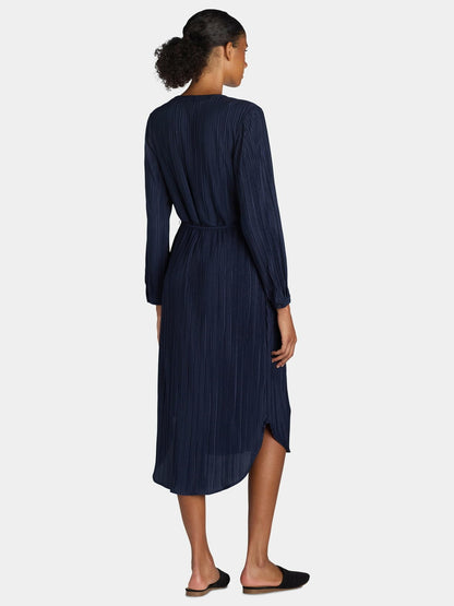 Time and Tru Women's Plisse Dress with Long Sleeves Navy Size M