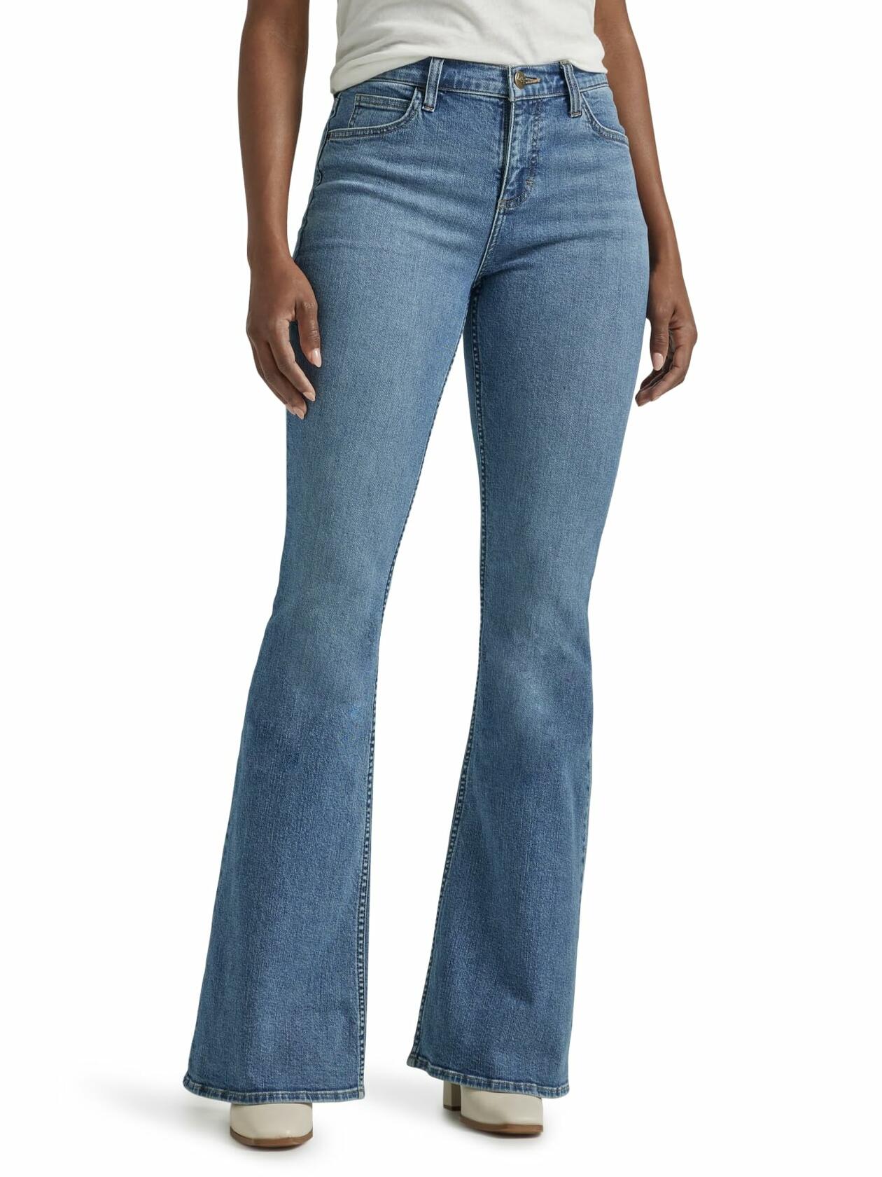 Lee® Womens Legendary Flare Jean Full Elevated Retro Size 16