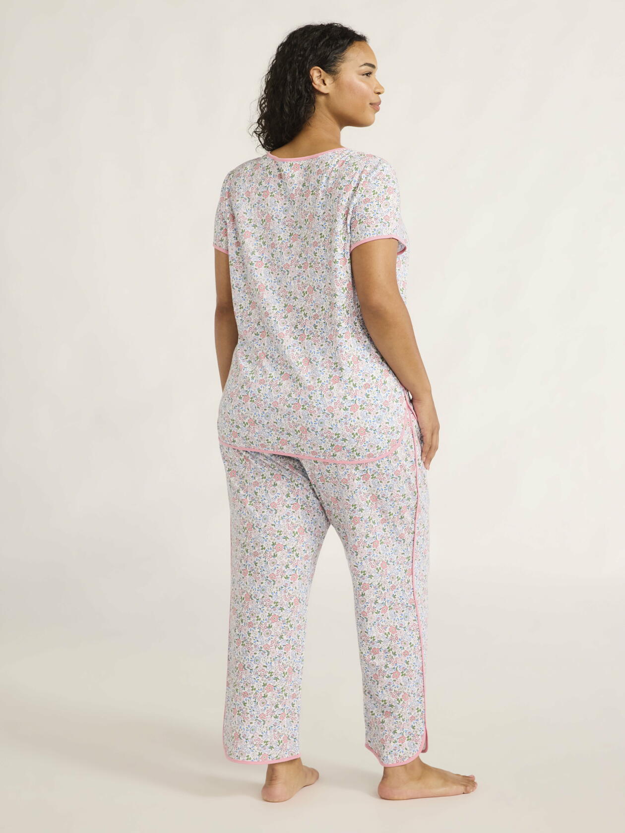 Joyspun Womens Sleep Tee and Pants Pajama Set 2-Piece