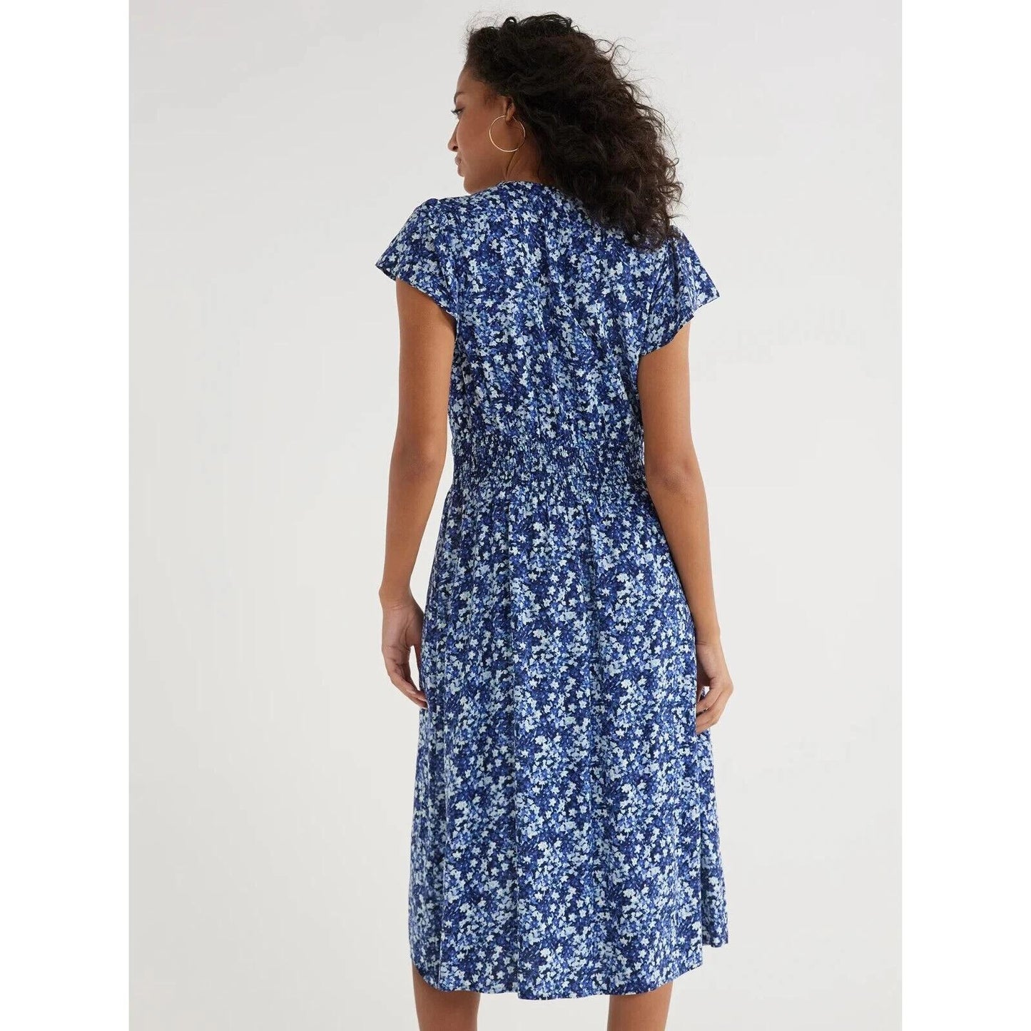 Time And Tru Women Smocked Waist Midi Dress Pockets Relaxed Navy Ditsy Size M