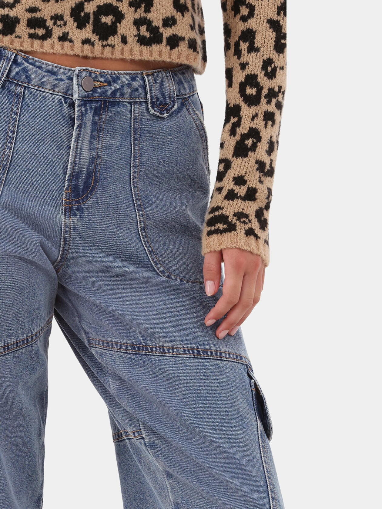 No Boundaries Wide Leg Cargo Pants Womens