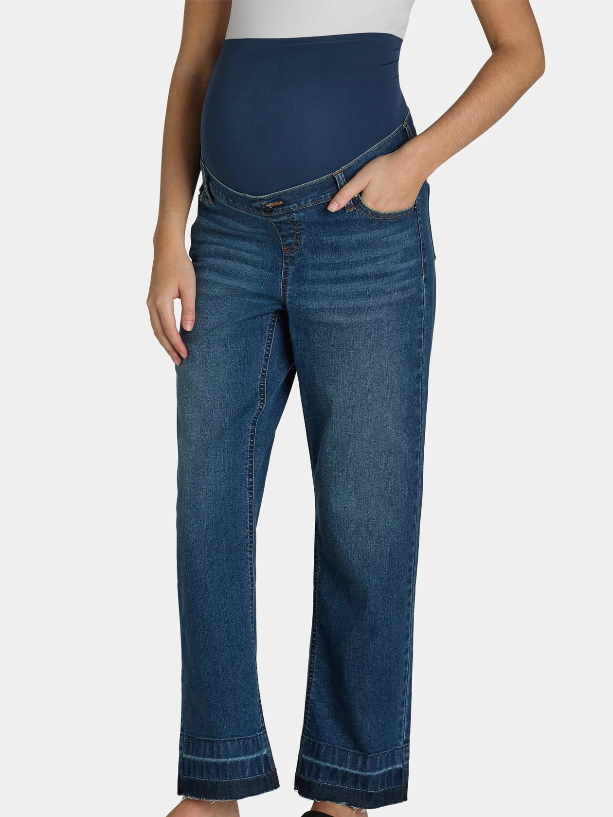 Time and Tru Womens Maternity Straight Leg Jeans Medium Wash Size XL (16-18)