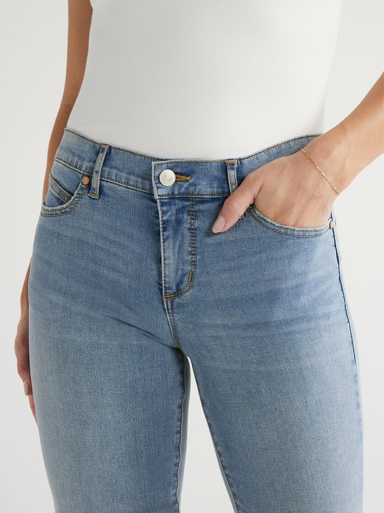 Sofia Jeans Womens Lift and Sculpt Flare Jeans 33.5" Inseam Medium Wash Size 10